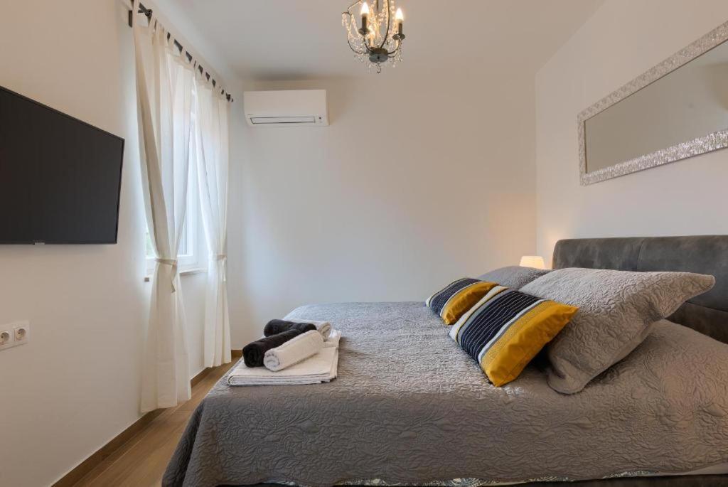 Apartments Dream In Arena 1 Pula Center Free Parking Eksteriør billede